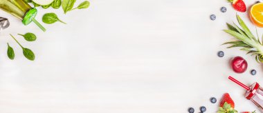 Meyve malzemelerle smoothies