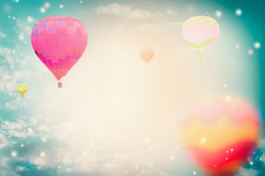 Renkli sıcak hava balonları