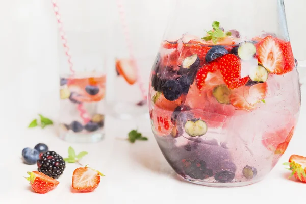 Lato napój z owoców — Zdjęcie stockowe