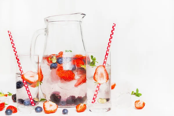 Lato napój z owoców — Zdjęcie stockowe