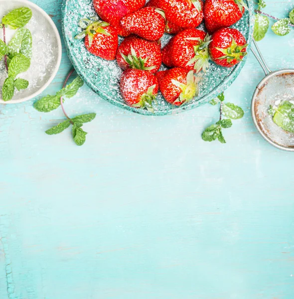 Ζαχαρωμένες φράουλες ωμά — Φωτογραφία Αρχείου