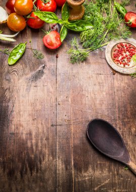 taze kaşık yemek ile baharat