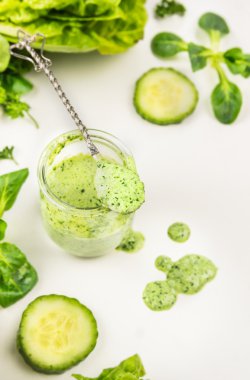 Lassi için yeşil sebzeler