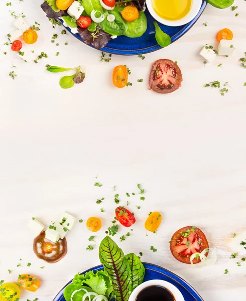 Multicolor tomater sallad — Stockfoto