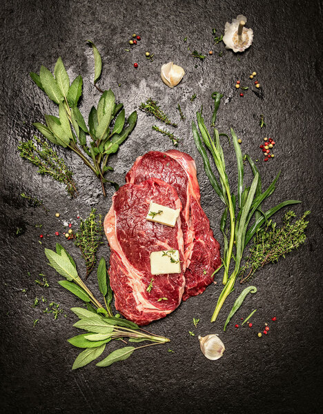 Сырой стейк
