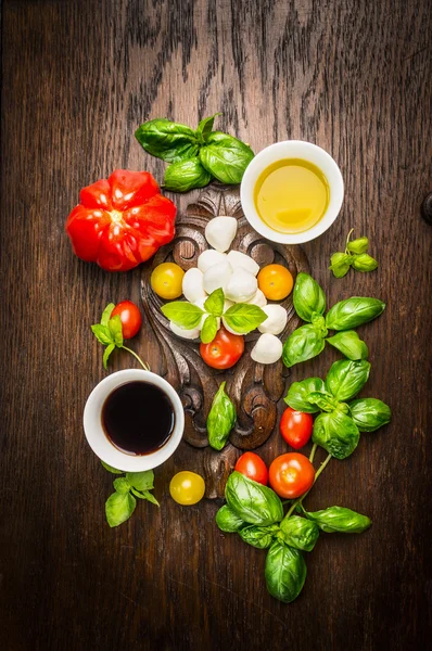 Italian mozarella tomatoes salad — Stock Photo, Image