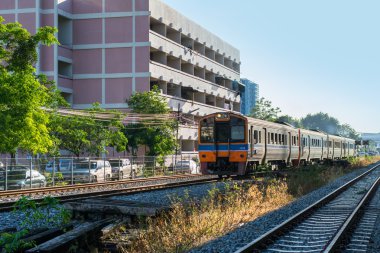 Tren demiryolu