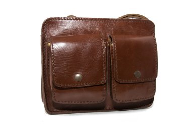 El yapımı deri çantalar.