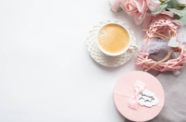 Sevgililer Günü Kırmızı Kalp Tatil kartı