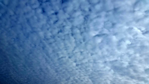 Blauer Himmel Mit Wolken Hintergrund Für Postkarten Wolken Himmel — Stockfoto