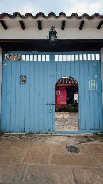 Villa Leyva Colombia Circa March 2020 Bright Blue Gates Mansion — Stock Photo, Image