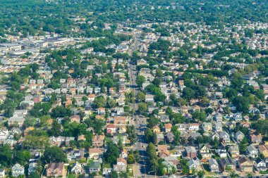 NEW YORK - View of cottages in New York suburbs area