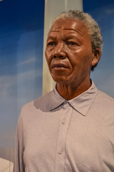 Wax portrait of Nelson Mandela at Madame Tussaud's museum in New York 图库图片