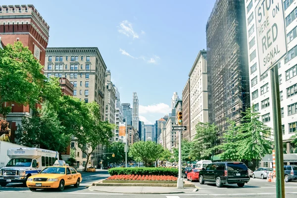 NEW YORK, CIRCA 2011 - Park Avenue In New York City in the morning — Stok fotoğraf