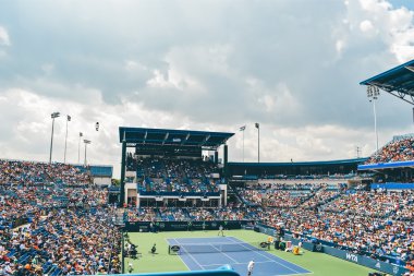 Cincinnati, Oh - 2011 yaklaşık: Tenis maç Novak Djokovic vs Cincinnati, Oh, ABD Western & Güney açık turnuva finalde Andy Murray Lindner aile Tenis Merkezi Yaz 2011.