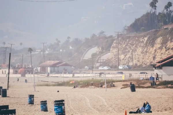 MALIBU, CA - CIRCA 2011: Malibu beach on a sunny day in California, USA in summer 2011. — Stock Photo, Image