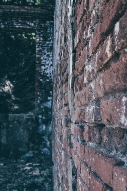 Shasta, Ca - 2011 yaklaşık: tuğla duvarlar Shasta State Historic Park, Redding, Kuzey Kaliforniya, ABD yaklaşık Yaz 2011.