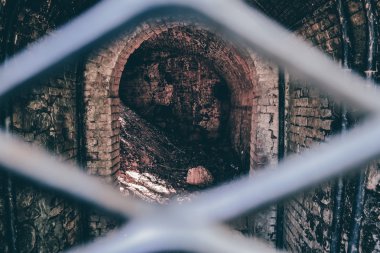 Shasta, Ca - 2011 yaklaşık: tuğla duvarlar Shasta State Historic Park, Redding, Kuzey Kaliforniya, ABD yaklaşık Yaz 2011.