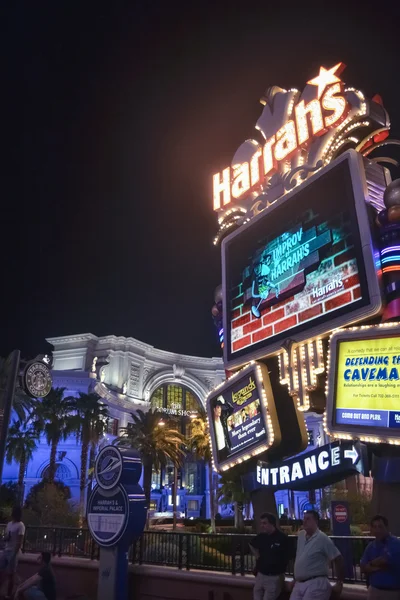 Las Vegas - Circa 2011: utsikten över Las Vegas Strip nattetid circa sommaren 2011 i Las Vegas, Nevada, Usa. — Stockfoto