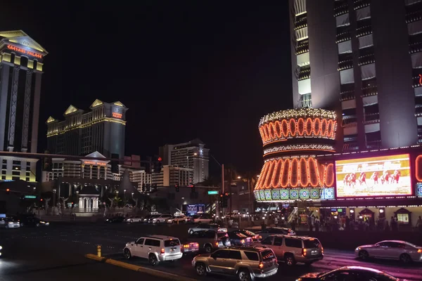 Las Vegas - Circa 2011: weergave van de Las Vegas Strip circa zomer 2011 tijde nacht in Las Vegas, Nevada, Usa. — Stockfoto