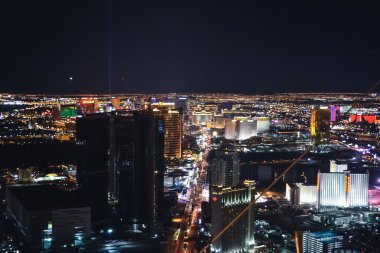 Las Vegas - 2011 yaklaşık: Las Vegas hava görünümünü gece zaman yaz 2011, Nevada, ABD yaklaşık.