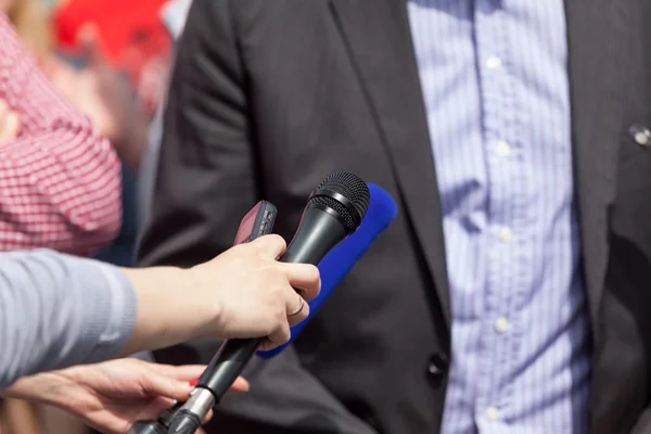 Media interview — Stock Photo, Image