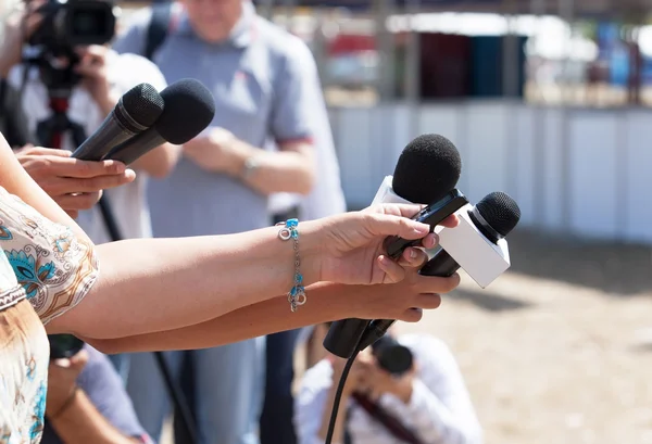 Tiskové konference. Mediální rozhovor. — Stock fotografie