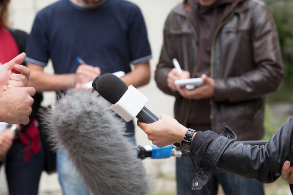 Media interview. Journalists.