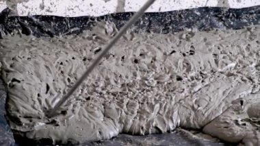 Sıvı monolitik betonla doldurulmuş termal ısınma ve bina yalıtımı için..