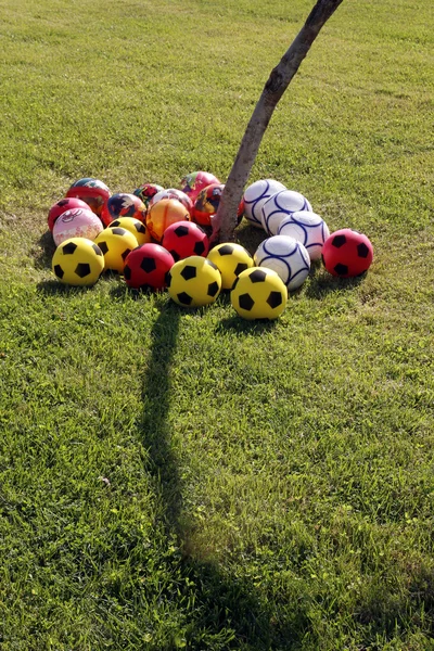 Bolas de fútbol colorido — Foto de Stock