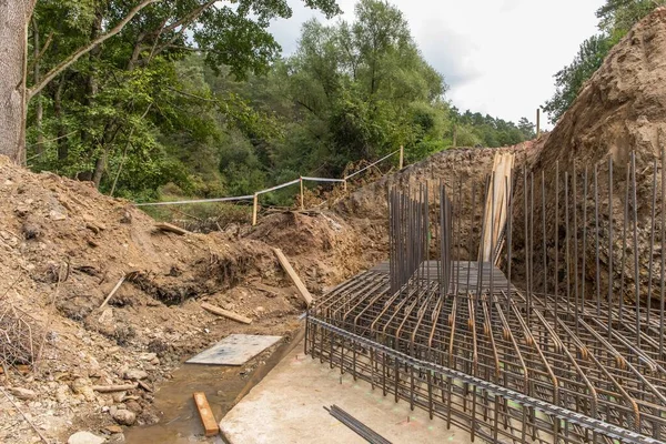 Aço Reforçam Concreto Grade Aço Canteiro Obras Construção Uma Ponte — Fotografia de Stock