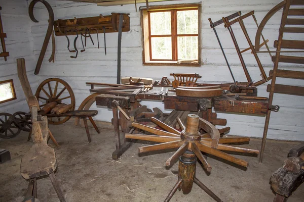 Vesely Kopec, Czech Republic-May 7,2014: Skanzen Vesely Kopec, folk architecture, typical Czech rural building in the highlands, Traditional Czech Wheelwrights workshop — Stock Photo, Image