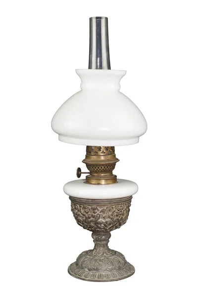 Luce della vecchiaia, vecchia lampada al cherosene isolata su bianco — Foto Stock