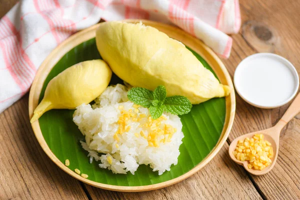 Dessert Asiatique Thaïlandais Écorce Durian Douce Tropicale Avec Haricot Jaune — Photo
