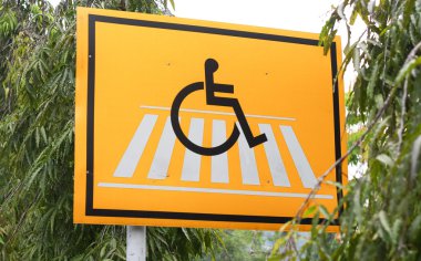 Bir tabela parkta devre dışı bırakmak için