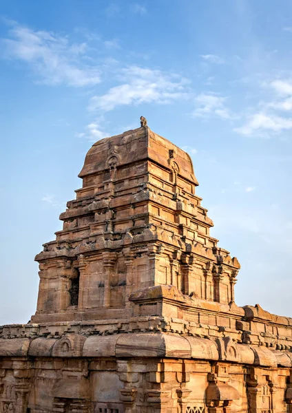 Monkey Sitting Ancient Stone Carved Temple Badami Fort Karnataka India — стоковое фото