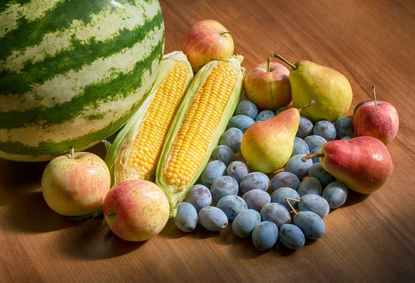 Verse groenten en fruit — Stockfoto