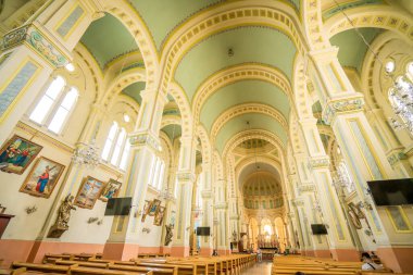 Bir katedralin içi. 