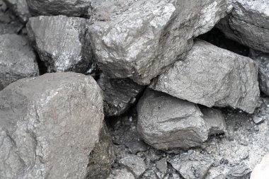 Madende üretilen bir kömür madeni 