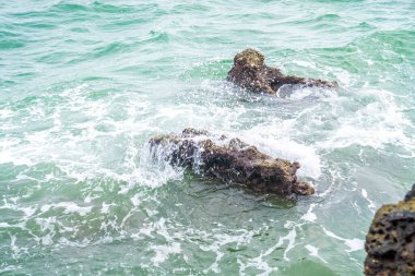 Beihai, Guangxi, Çin 'deki Weizhou Adası plajı.