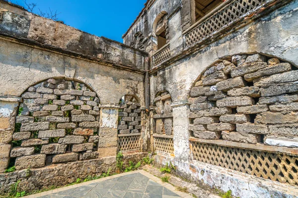 Windows and flower stands of ancient Chinese buildings