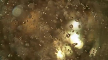 Süper Yavaş Çekim Yükselen Baloncuklar Taze Köpüklü İçecekle 300 fite. Yüksek Hız Sinema Kamerası, 4K.