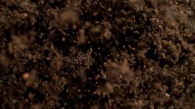 Patlayan Substratın Süper Yavaş Çekimi. Kameraya doğru 1000fps. Yüksek Hız Sinema Kamerası, 4k.