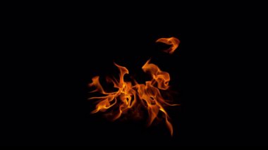 Süper Yavaş Çekim Ateş Alevleri En İyi Bakış Açısı Kara Arkaplan 'da izole edildi. Yüksek Hız Sinema Kamerası, 4K.