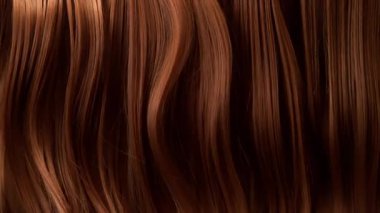 Süper Yavaş Hareketli Dalgalı Kahverengi Saçı 1000 fp 'de çekiyoruz. 4K 'da Yüksek Hız Sinema Kamerası ile çekildi..