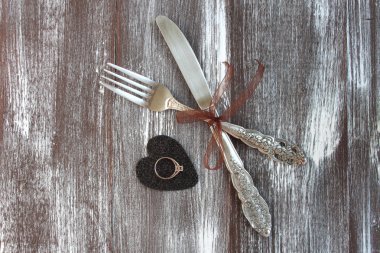 Sevgililer günü romantik bir akşam yemeği yemek