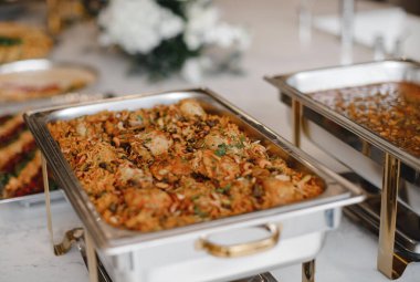 Düğün ve Hint mutfağındaki misafirler için doğuya özgü sıra dışı yemekler