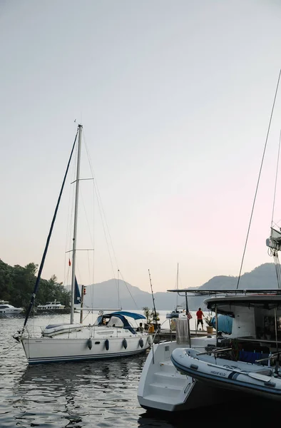 Segelyacht Mittelmeer Der Nähe Der Türkei Marmaris Yachthafen Blauer Ozean — Stockfoto