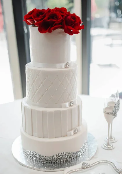 Стильный Роскошный Свадебный Декор Цветы Торт Праздничный Прием — стоковое фото