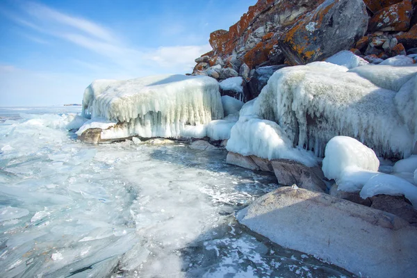 Jég és kőzetek, a Bajkál-tó — Stock Fotó